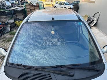 Sofersajbna Soferka prednja za Renault Scenic od 2001. do 2003. god.