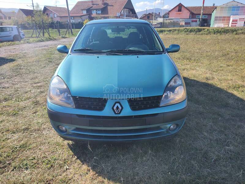 Renault Clio -  kompletan auto u delovima