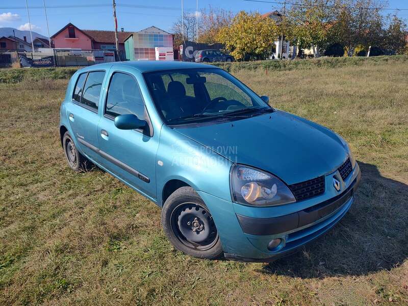 Renault Clio -  kompletan auto u delovima