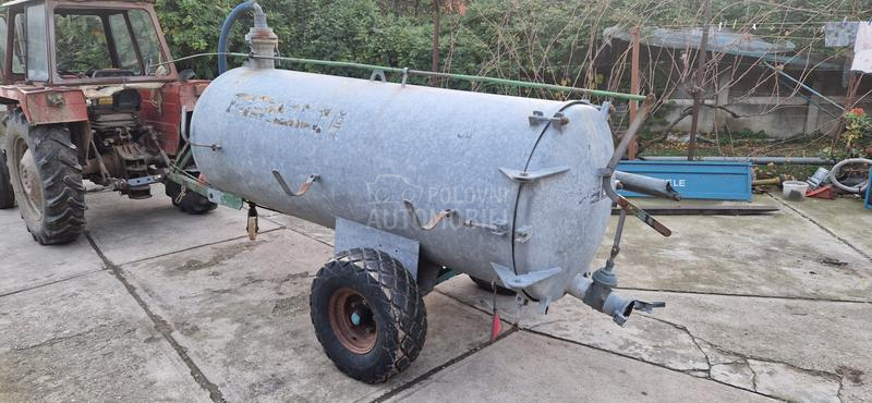 Welger Pocinkovana 2400 litra