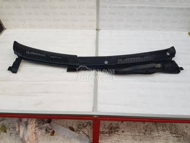 ZAŠTITNA PLASTIKA BRISAČA za Renault Megane od 1998. do 2003. god.