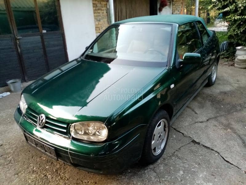 Delovi za Volkswagen Golf 4 cabrio 2001. god.