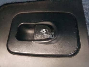 Desni prekidac podizaca stakla za Lancia Ypsilon