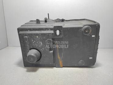 NOSAC AKUMULATORA za Ford Focus