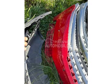 Branik prednji za Volkswagen Passat B7 od 2011. do 2015. god.