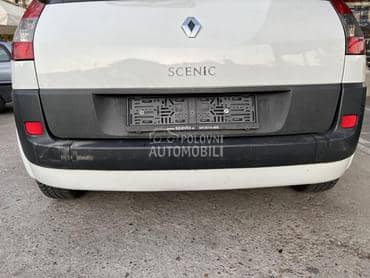 Branik zadnji beli DV369 za Renault Scenic od 2003. do 2009. god.