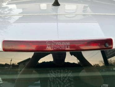 Stop svetlo treće za Renault Scenic od 2003. do 2009. god.