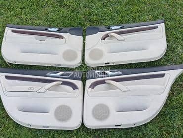 Krem kozni tapaciri za Škoda Superb od 2001. do 2008. god.