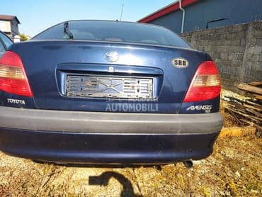 Toyota Avensis -  kompletan auto u delovima