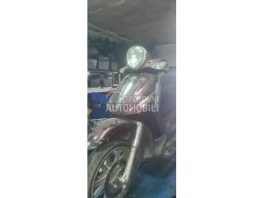 Piaggio Beverli 500cc