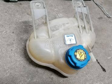 posuda za rashadnu tecnost za Fiat Grande Punto