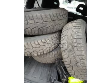 Yokohama 215/65 R16 Zimska