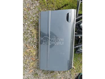 prednja desna vrata za Audi A4 od 2001. do 2004. god.