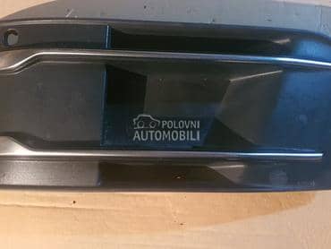 rešetka maglenke branika za Audi Q7