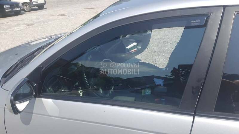 Bočni vetrobrani Team HEKO  C