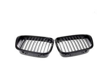 Rešetke / bubrezi  E39 crne za BMW Serija 5
