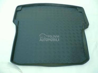 Tipska kadica za gepek  OCTAVI za Škoda Octavia