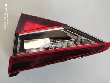 Z.desna lampa na gepek vratima za Škoda Superb od 2018. do 2019. god.