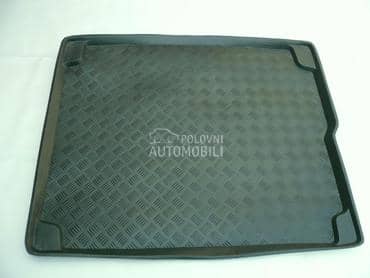 Tipska kadica za gepek  Touare za Volkswagen Touareg