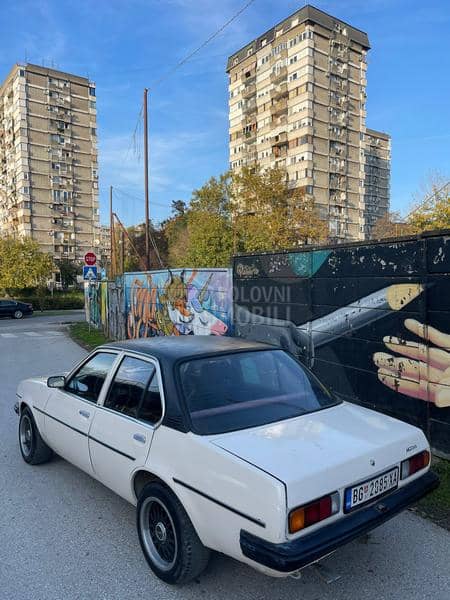 Opel Ascona B 2.0