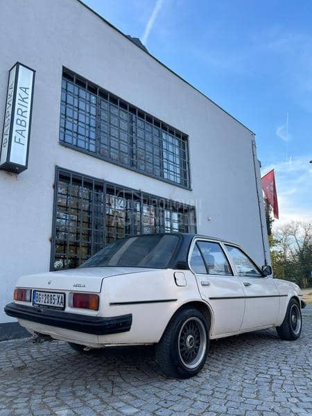 Opel Ascona B 2.0