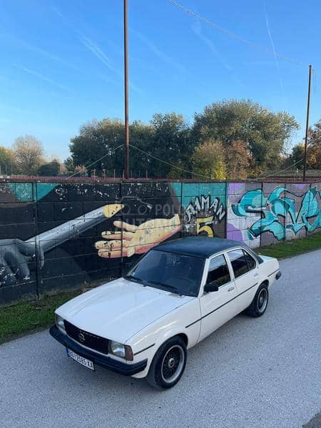 Opel Ascona B 2.0