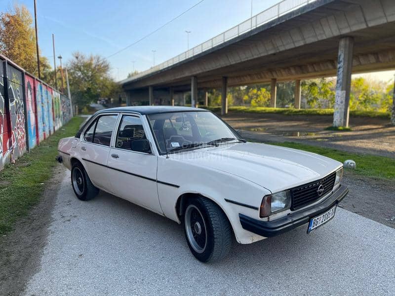 Opel Ascona B 2.0