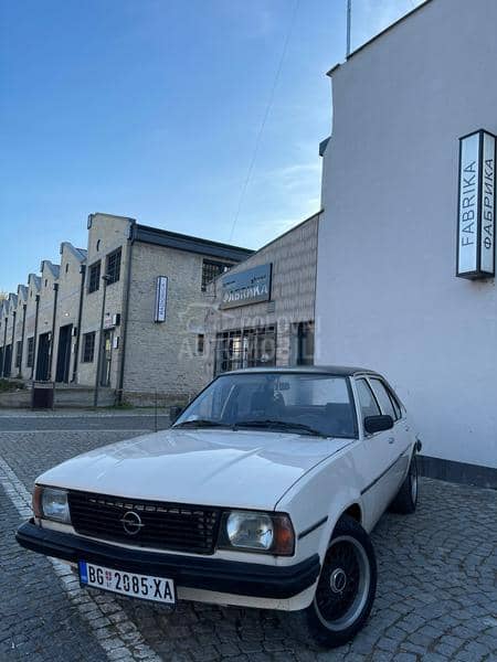 Opel Ascona B 2.0