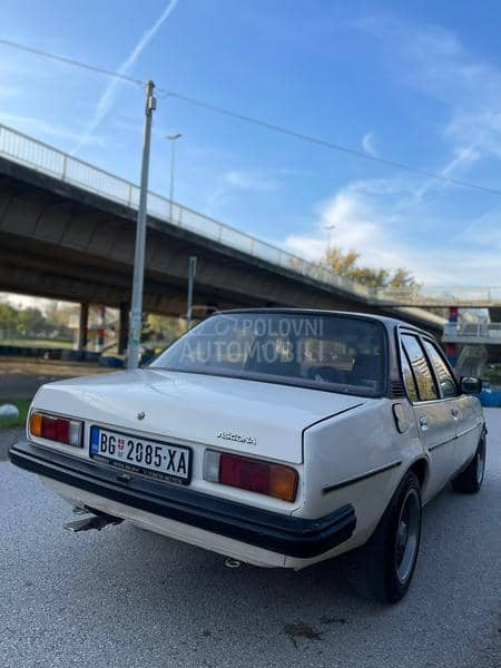 Opel Ascona B 2.0