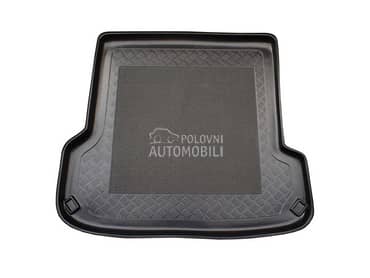 Tipska kadica za gepek PE  Oct za Škoda Octavia