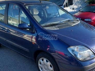 Renault Scenic 2002. god. -  kompletan auto u delovima