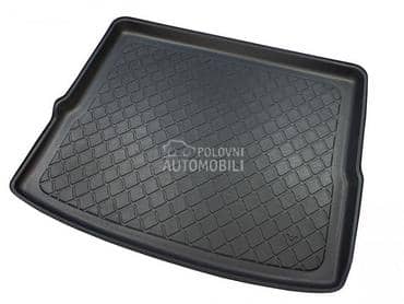 Tipska kadica za gepek  X1 (F4 za BMW X1