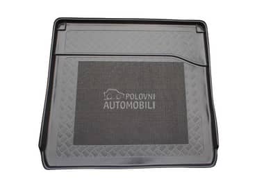 Tipska kadica za gepek  100  C za Audi 100