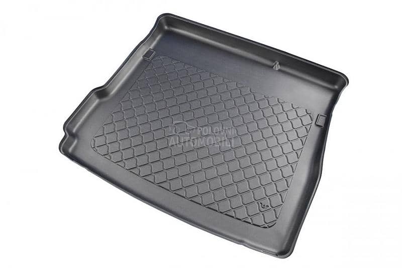 Tipska kadica za gepek  Duster