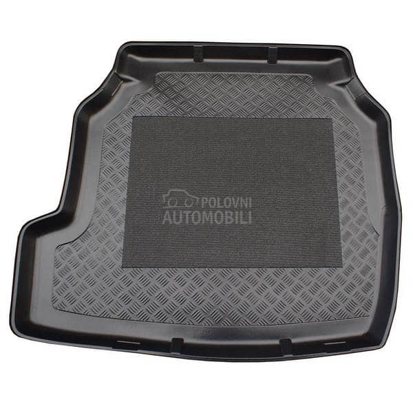 Tipska kadica za gepek   Latit