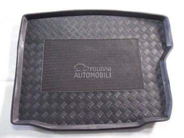 Tipska kadica za gepek za  Vec za Opel Vectra C