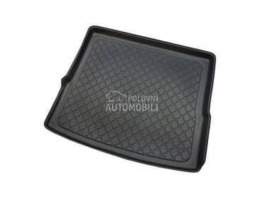 Tipska kadica za gepek  X1 (F4 za BMW X1