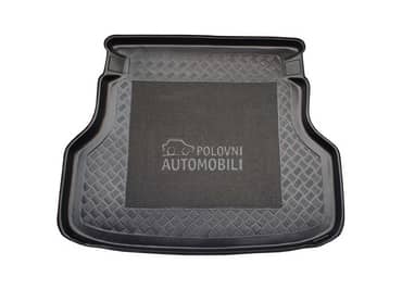 Tipska kadica za gepek PE  Ave za Toyota Avensis