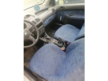 Instrument tabla za Peugeot 206 od 2000. do 2003. god.