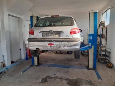 Stop svetla i stop lampe za Peugeot 206 od 2000. do 2003. god.