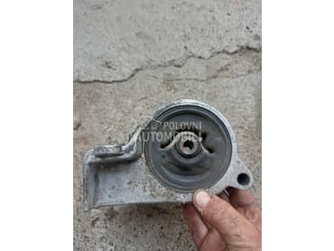 Nosač motora za Nissan Almera od 2000. do 2006. god.