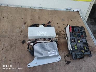 kutija osigurava elektronika za BMW X5, X6 od 2009. do 2015. god.