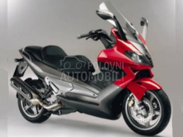 Delovi za Gilera Nexus 500