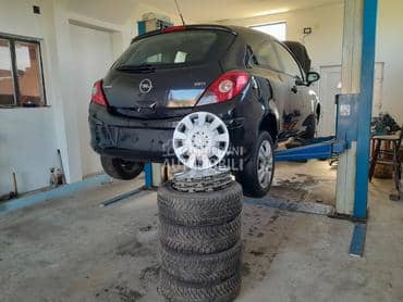 Stop svetla i stop lampe za Opel Corsa D od 2006. do 2009. god.