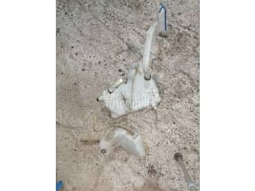 posuda tecnost za staklo za Mercedes Benz E Klasa od 2000. do 2008. god.