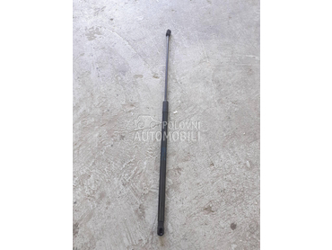 Amortizer haube za Volkswagen Golf 6