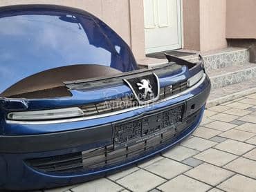 Branik za Peugeot 807 od 2002. do 2012. god.