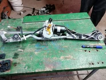 motor brisaca za Mercedes Benz C Klasa od 2000. do 2008. god.