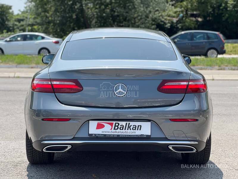 Mercedes Benz E 220 D/BI-XEN/LED/9G-TRON