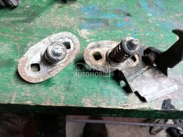 zakacka haube za BMW Serija 3 od 1991. do 2000. god.